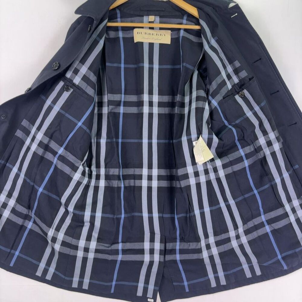Burberry Coat Jacket - Picture 3 of 4